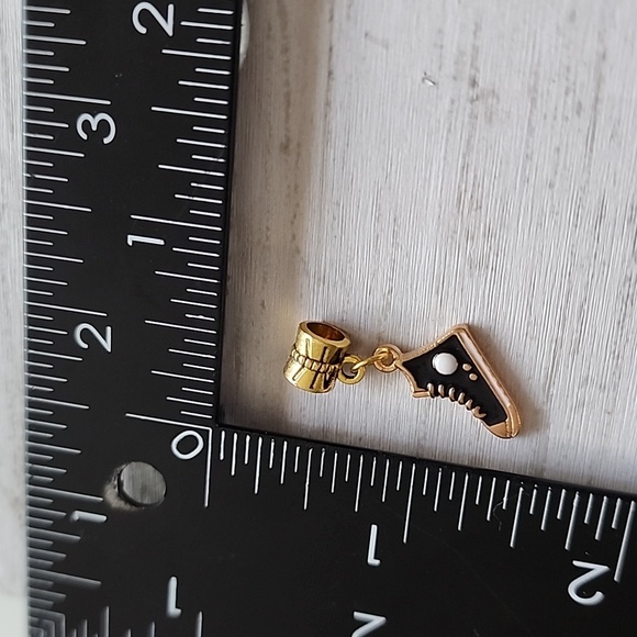 🎈BLACK Converse Charms fits pandora and other Systems - Picture 3 of 4